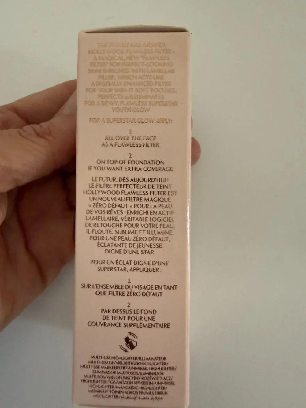 Charlotte Tilbury Hollywood Flawless Filter 4 Medium